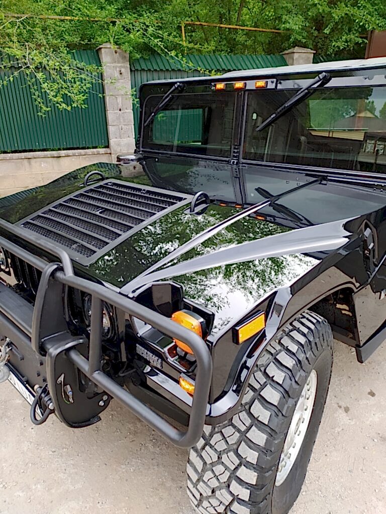 HUMMER H1