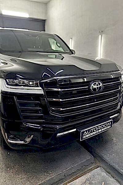 установка сетки в решетку радиатора Алматы лендкрузер 300 покраска решетка радиатора